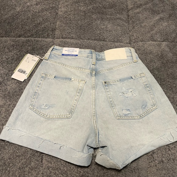 Denim “mom” shorts - Picture 2 of 2